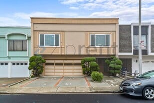 78 St Marks Ct in Daly City, CA - Building Photo