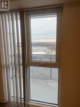 195 Commerce St in Vaughan, ON - Building Photo - Building Photo