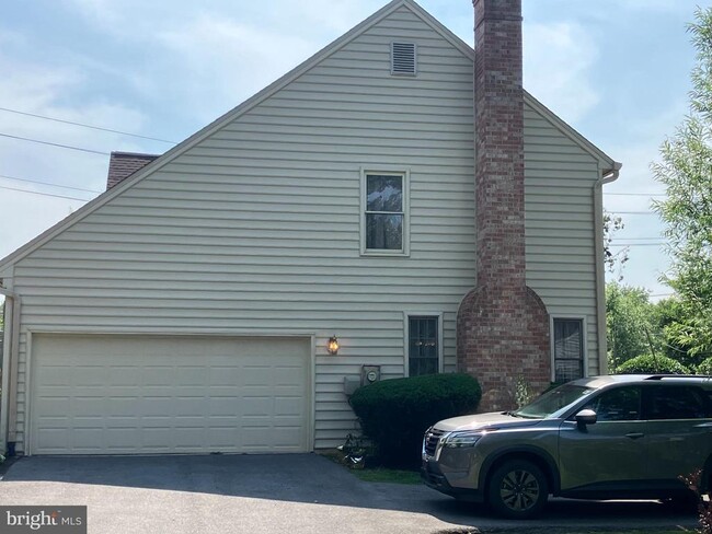 17500 Jacobs Ct in Rockville, MD - Building Photo - Building Photo