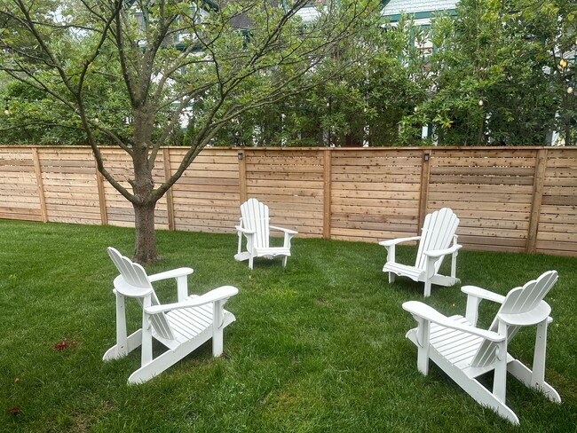 property at 502 E Monroe Ave