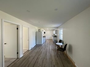 334 Chase Rd in Columbus, OH - Foto de edificio - Building Photo