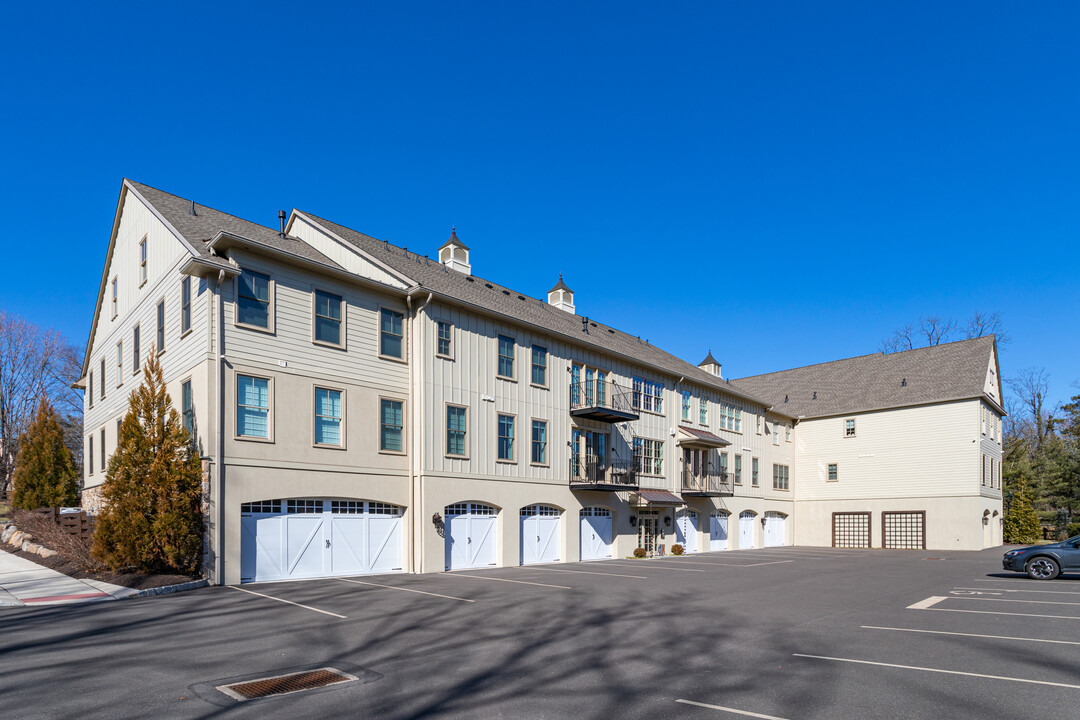 Towns Edge in Doylestown, PA - Building Photo