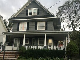 60 Summit Ave, Unit 60 Summit 4 BR in North Plainfield, NJ - Building Photo