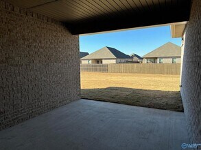 172 Shangrila Wy in Meridianville, AL - Building Photo - Building Photo