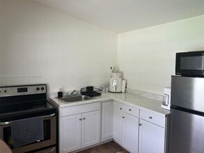 17220 SW 46th St in Southwest Ranches, FL - Building Photo - Building Photo