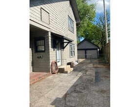 4117 E Lewis St in Wichita, KS - Building Photo - Building Photo