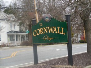 4 Marshall Dr in Cornwall, NY - Building Photo - Building Photo