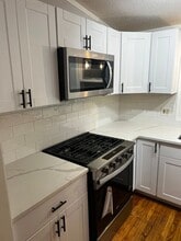 35 Davis St in Tyngsboro, MA - Building Photo - Building Photo