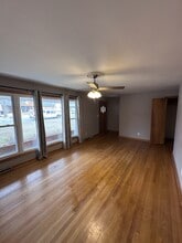 638 Oakland Dr in Chatham, VA - Building Photo - Building Photo