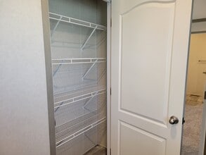 9634 Seaway Dr in Algonac, MI - Building Photo - Building Photo