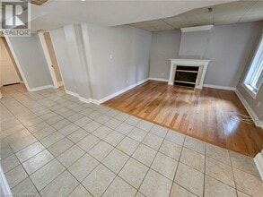 2173 Charnwood Dr in Burlington, ON - Building Photo - Building Photo