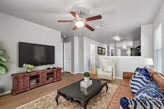 152 Grazing Horse Ln in Manchaca, TX - Building Photo - Building Photo