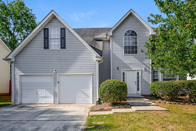 property at 140 Hazelhurst Dr