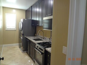 10244 Paseo De Linda-Unit -2 in San Diego, CA - Building Photo - Building Photo