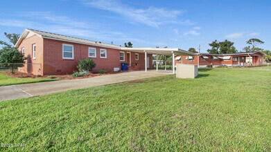 1211 W 12th St in Panama City, FL - Building Photo - Building Photo