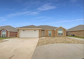 3506 Republic of Texas Dr in Killeen, TX - Building Photo