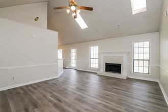 7325 English Cove in Memphis, TN - Building Photo - Building Photo