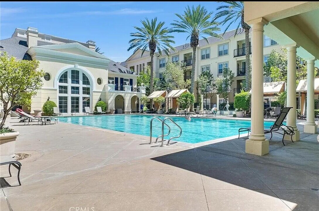 3344 Watermarke Pl in Irvine, CA - Building Photo