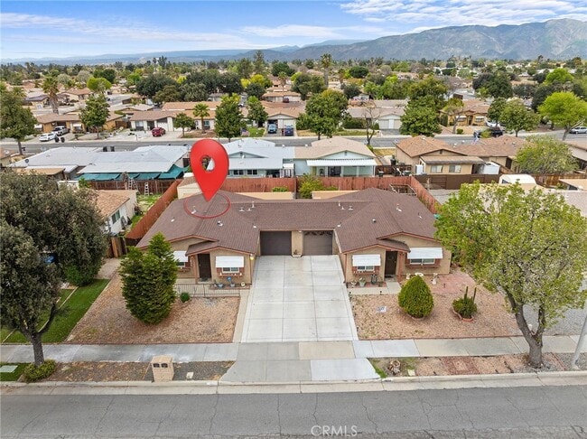 1906 Calle Pasito in Hemet, CA - Building Photo - Building Photo