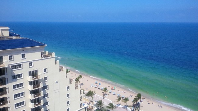 Conrad Fort Lauderdale Beach in Fort Lauderdale, FL - Building Photo - Building Photo