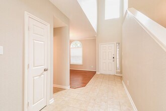 11305 Shoal Creek Dr in Pearland, TX - Building Photo - Building Photo