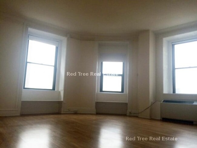 62 Boylston St, Unit 912A in Boston, MA - Foto de edificio - Building Photo