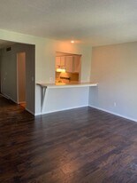 315 Foxfire Dr, Unit 315 Foxfire Dr