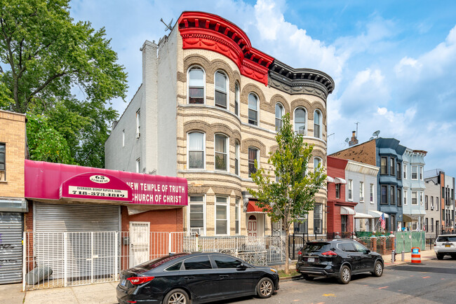 69 Eldert St in Brooklyn, NY - Building Photo - Building Photo