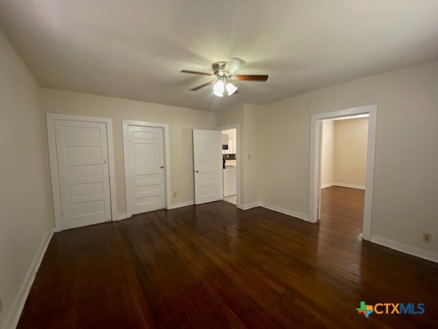 property at 703 S Laurel Ave