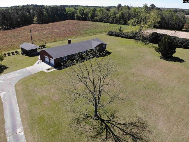 property at 137 Horses Neck Rd
