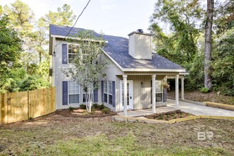 103 Chatwood Cir in Daphne, AL - Building Photo - Building Photo