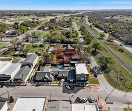 104 Center St in Lorena, TX - Building Photo - Building Photo