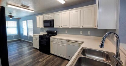 1213 Ruthven St in Houston, TX - Building Photo - Building Photo