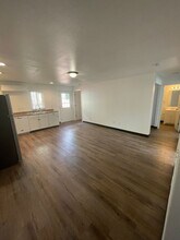 127 Whitman St S in Monmouth, OR - Building Photo - Building Photo