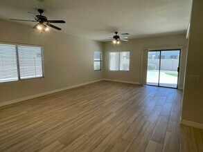 2117 E Riviera Dr in Chandler, AZ - Building Photo - Building Photo