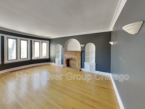 7934 S Kingston Ave in Chicago, IL - Building Photo - Building Photo