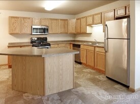 Northern Plains Apartments in Minot, ND - Building Photo