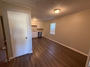 912 Thomas St in Nashville, GA - Building Photo - Building Photo