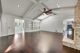 3709 Peter Pan Dr in Dallas, TX - Building Photo - Building Photo