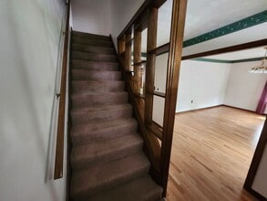 25-27-27 Elm Ln in Northbridge, MA - Building Photo - Building Photo