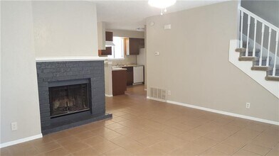 507 Algerita Dr in Georgetown, TX - Foto de edificio - Building Photo