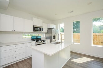 4358 Clover St in Houston, TX - Building Photo - Building Photo