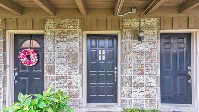 2574 Marilee Ln in Houston, TX - Building Photo - Building Photo