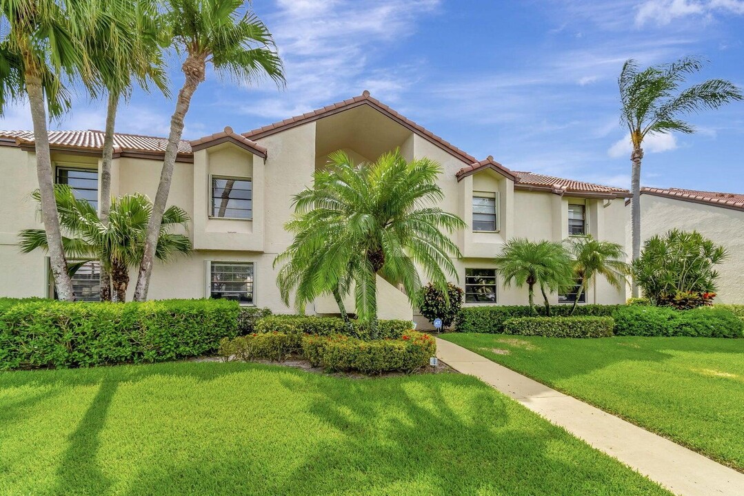 5829 Parkwalk Dr in Boynton Beach, FL - Building Photo
