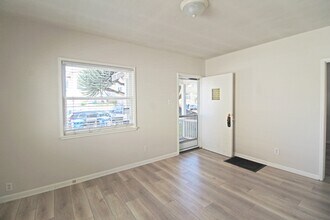 1018 7th St in Hermosa Beach, CA - Building Photo - Building Photo