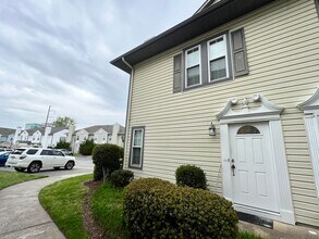 4401 Segovia Ct in Virginia Beach, VA - Building Photo - Building Photo
