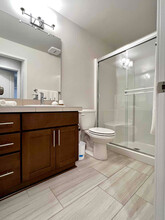 8230 S 132nd St in Seattle, WA - Building Photo - Building Photo