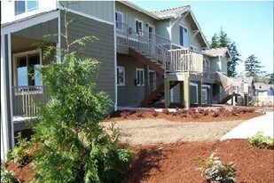 Briarwood Apartments in Bellingham, WA - Building Photo