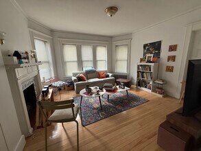 95 Prescott St, Unit 84-1 in Cambridge, MA - Foto de edificio - Building Photo