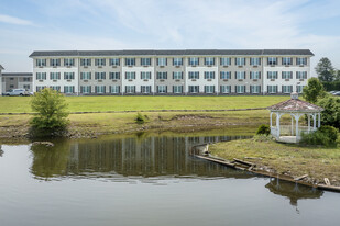 Riverside on the Delaware Apartments